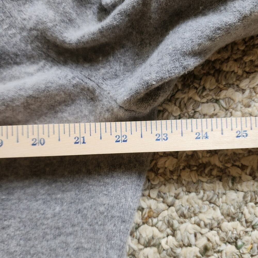 Talbots Womens XLarge Gray Lambswool Blend Classic Cardigan Long Sleeve Sweater - Picture 8 of 9